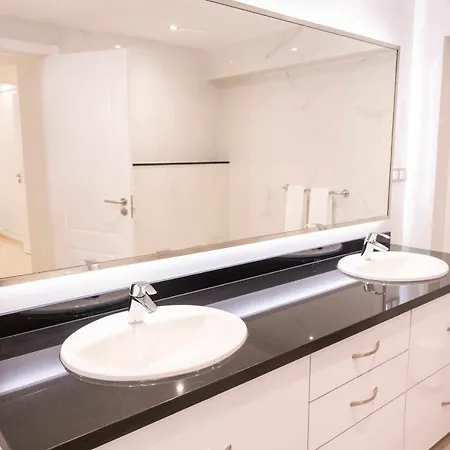 Luxury Sabi Waikiki Con Garaje Appartamento