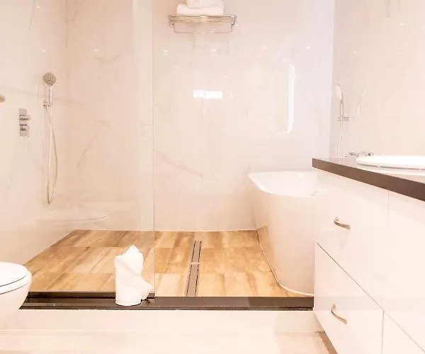 Luxury Sabi Waikiki Con Garaje Appartamento